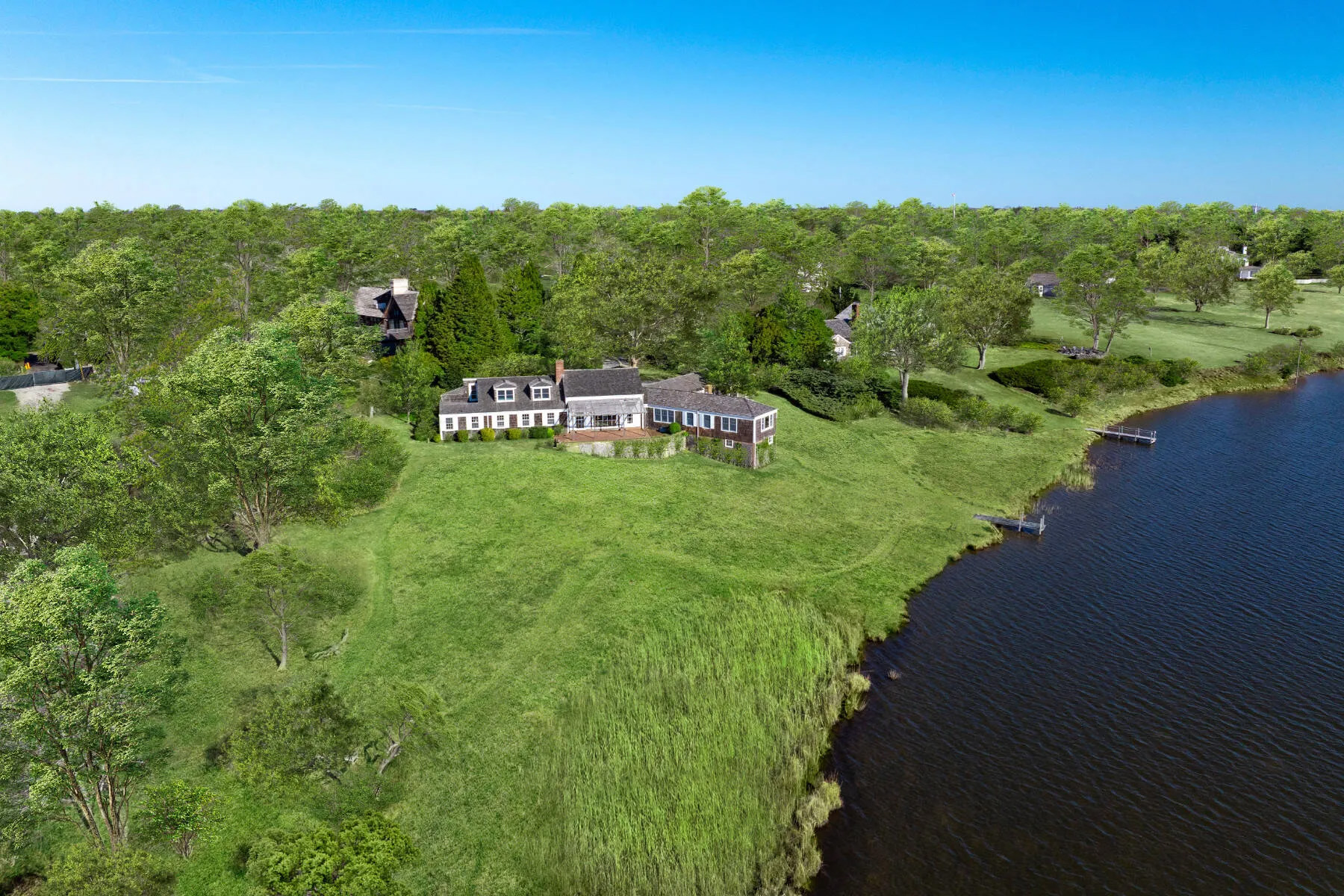 Luxury Real Estate Headlines: Fourth Week in March, 2025